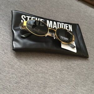 Steve Madden Gold and Black Mystie Sunglasses